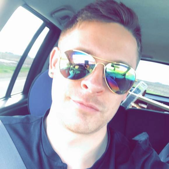 Meet your Posher, Brandon - Picture 1 of 1